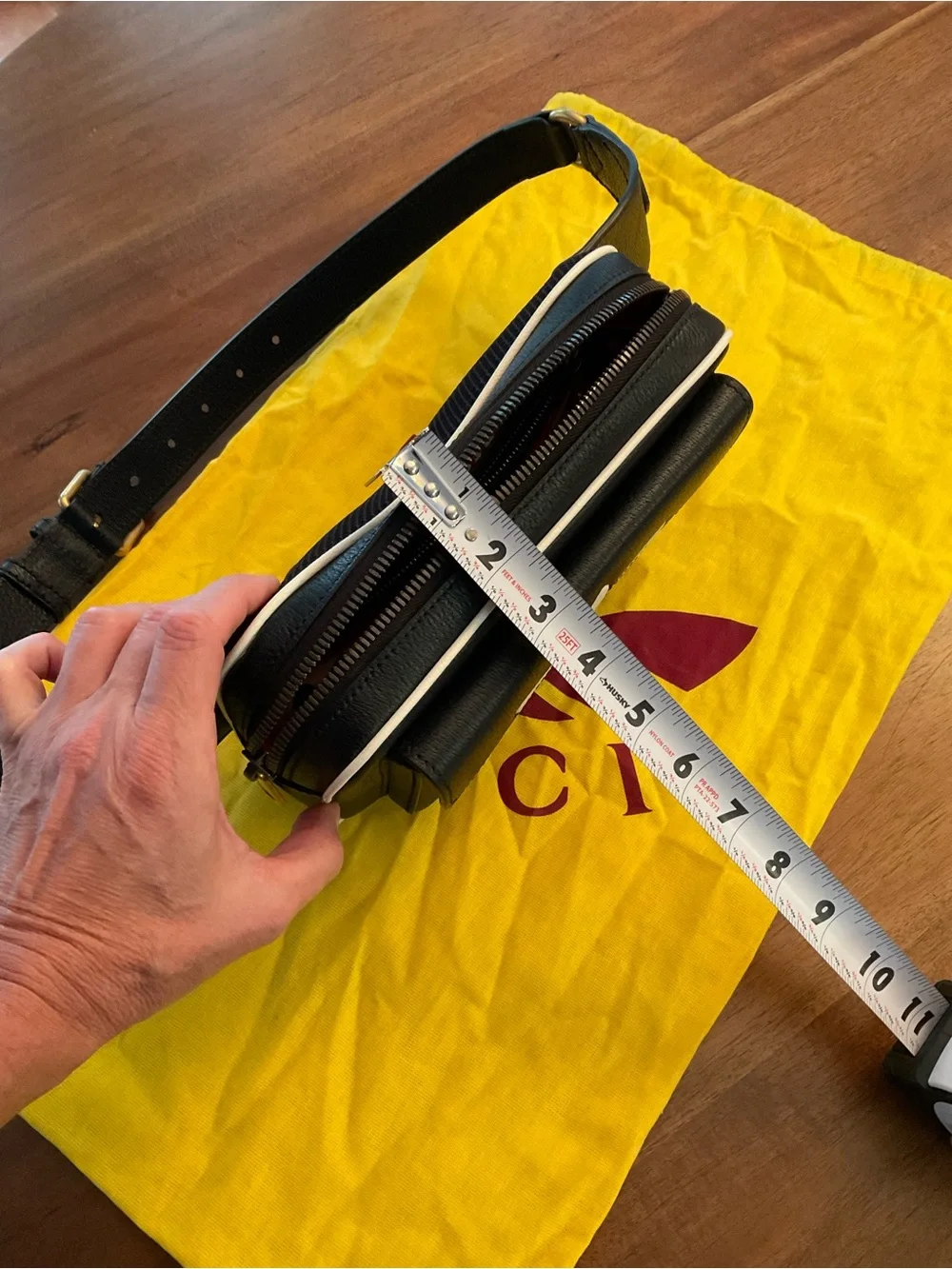 Gucci Black Leather Logo Belt Bag with White Trim